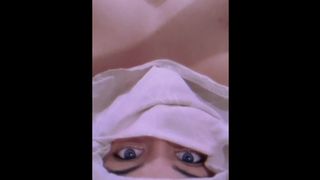 Muslim lady with blue eyes masturbate on movie call