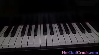Redhead teeny stepdaughter gets snatch sexed